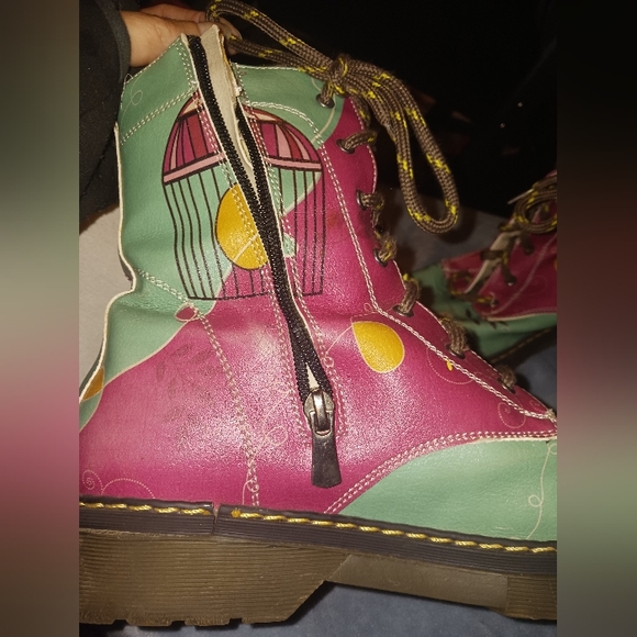 GOBY fushia and aqua combat boot size 8 - Picture 2 of 3